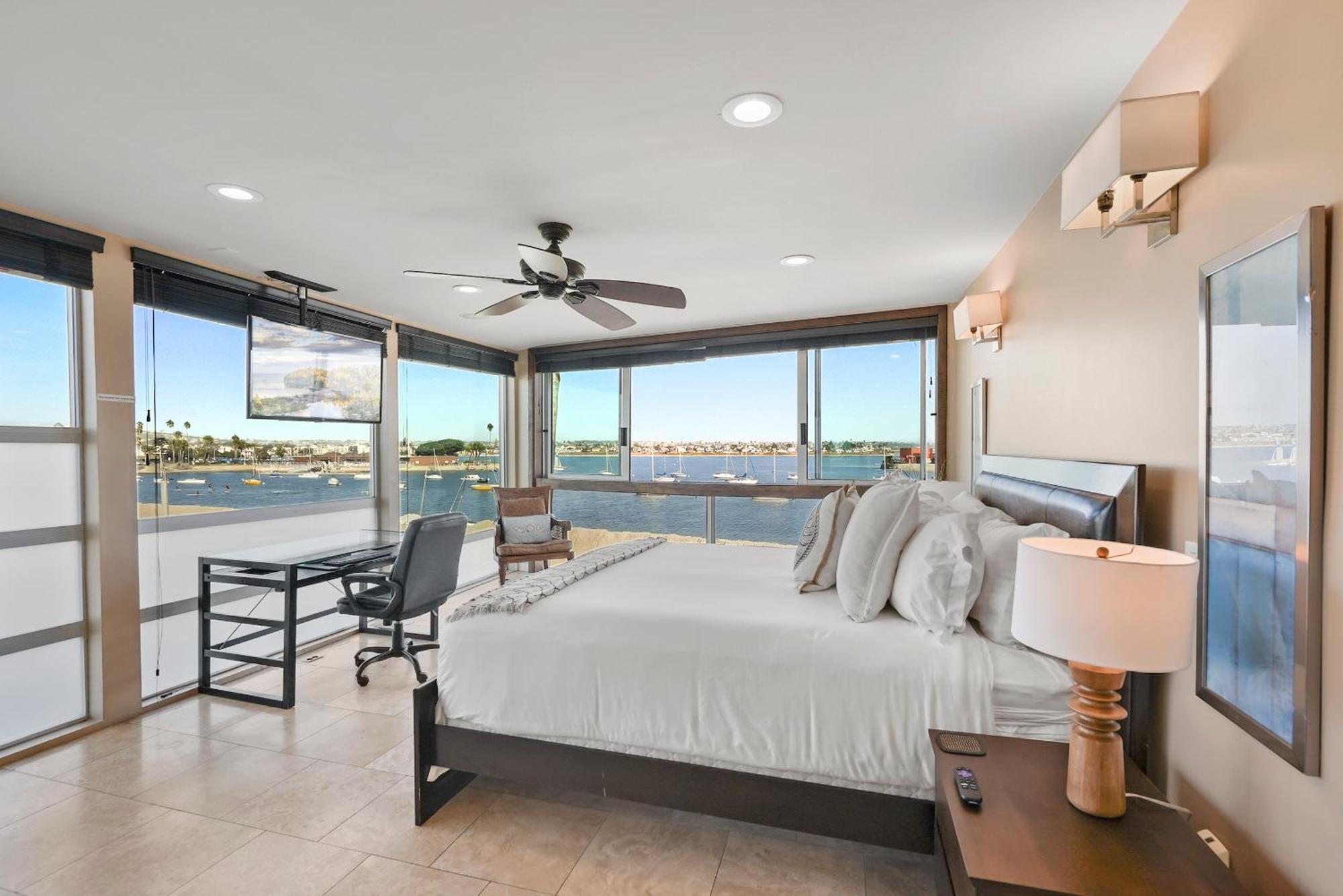 Stunning Bayfront Condo With Gorgeous Views, Garage, Massive Roof Deck & Ac - Dogs Welcome! ซานดิเอโก ภายนอก รูปภาพ